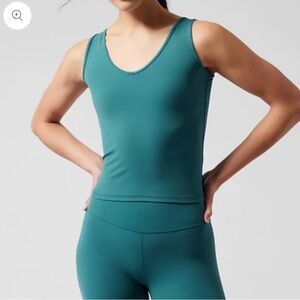 Athleta Borealis Green Transcend Tank Medium